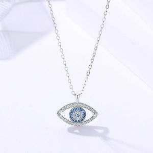 Beautiful sterling silver necklace